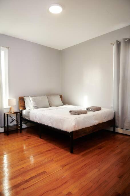 Cozy Apartment 1St 10Min Walk Downtown And City View Providence Exteriör bild