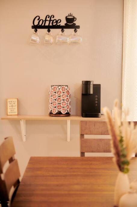 Cozy Apartment 1St 10Min Walk Downtown And City View Providence Exteriör bild