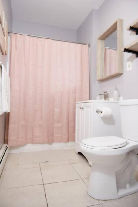 Cozy Apartment 1St 10Min Walk Downtown And City View Providence Exteriör bild