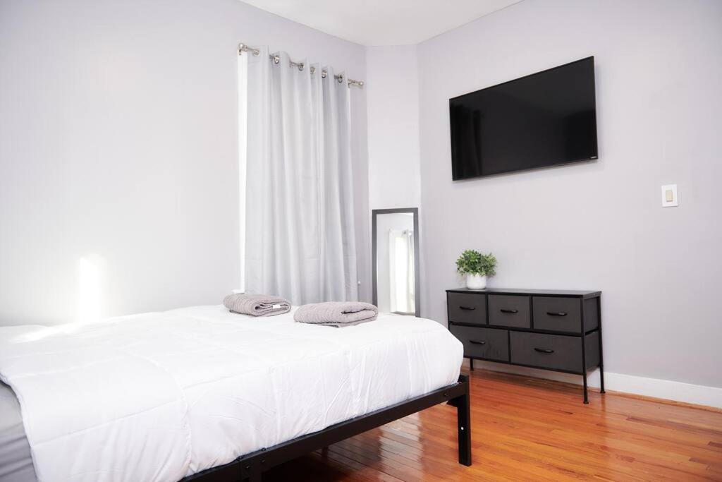 Cozy Apartment 1St 10Min Walk Downtown And City View Providence Exteriör bild